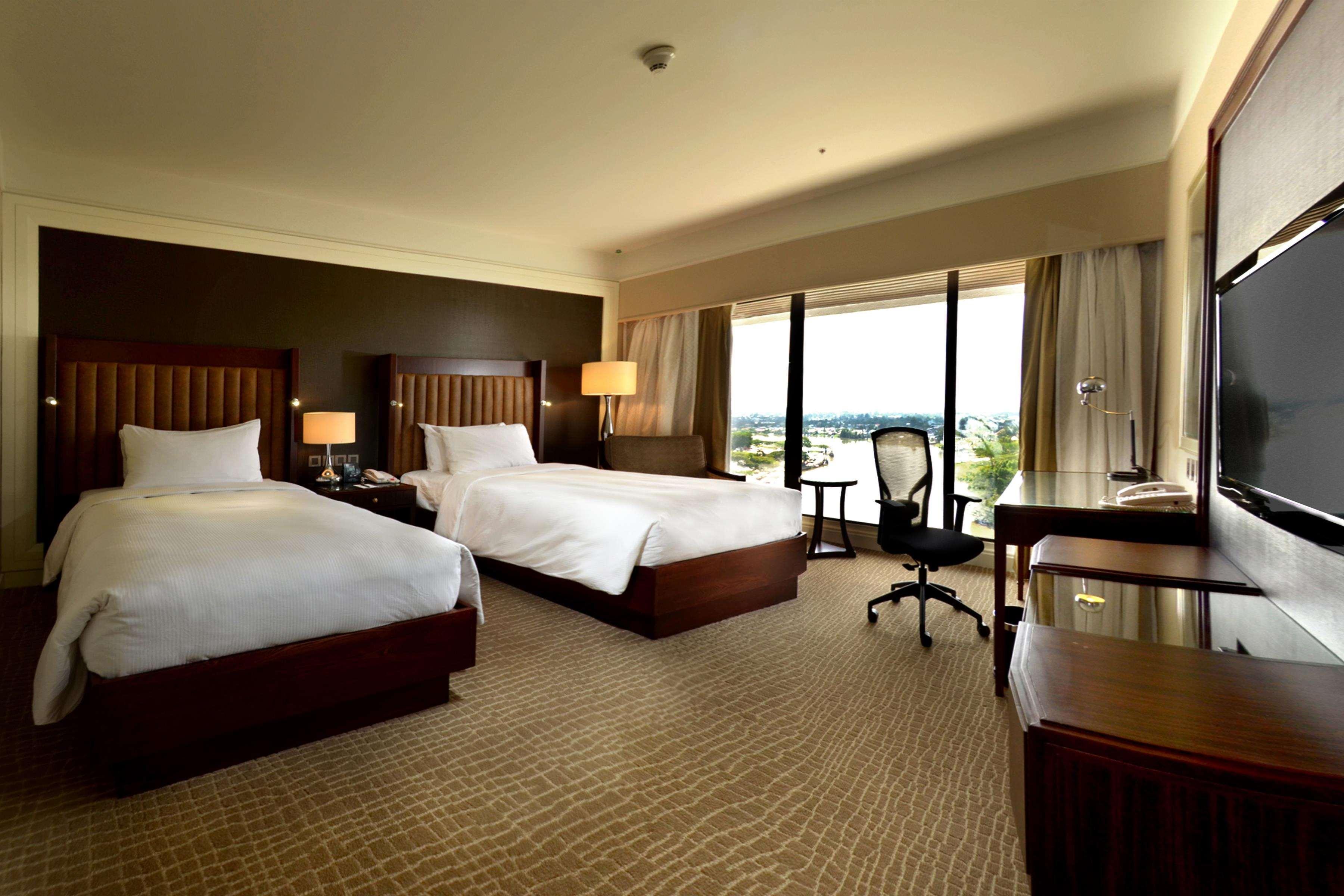 Hilton Kuching Hotel Quarto foto